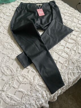 Faux Leather Leggings - Black